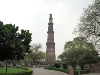 qutb minar from afar, new delhi