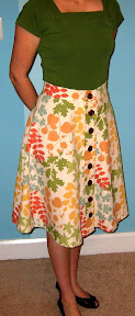 Simplicity 6778, vintage, in leaf print cotton