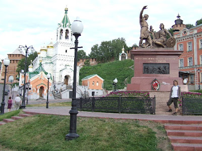 Das Minin-und-Poscharski-Denkmal in der Altstadt unterhalb des Kreml.
