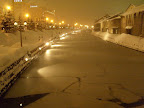 晚上的小樽運河(冷得手也僵了，別怨我手震)
