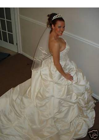 Used Plus Size Bridal Gowns