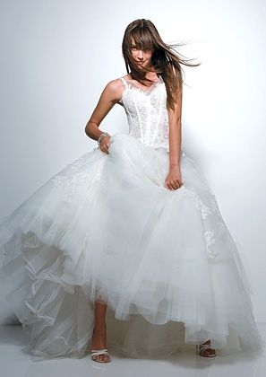 Colombe white wedding dress/bridal gown Colombe white wedding dress/bridal gown