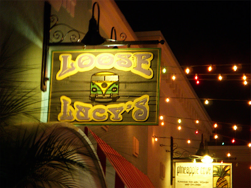 looselucys.com