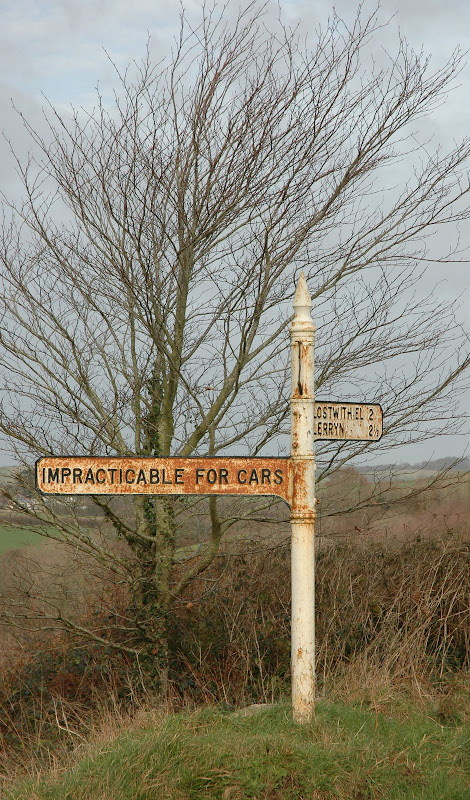 ... neglected sign near St Winnow ... neglected sign near St Winnow