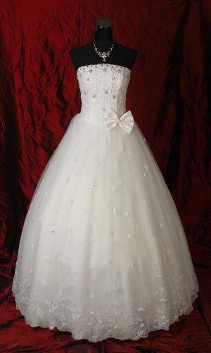 romantic lace wedding dress