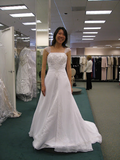 white-wedding-dress