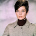 Celebrity's Hairstyle : Audrey Hepburn Vintage Inspire