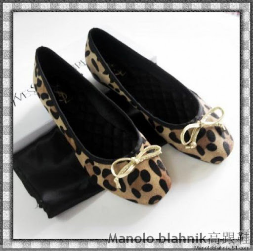 women_career_shoes_leopard_print