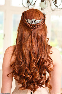 long-curly-loose-bridal-hairstyle-with-tiara