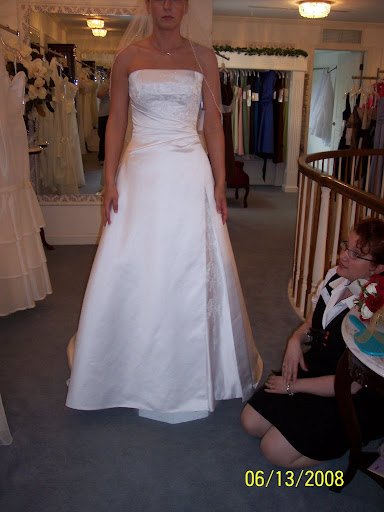 amazing strapless bridal gown/wedding dress J622
