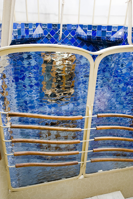 IMAGE: http://lh3.google.com/alistairksmith/RzdlY4Z8pRI/AAAAAAAADgM/H1txp7g0j8k/s800/IMG_9262.jpg