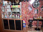 D&eacute;tails du comptoir du Bar de danseuses.