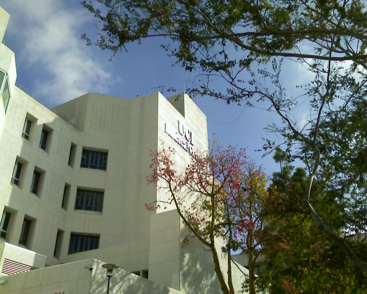 [071004_094733.jpg]