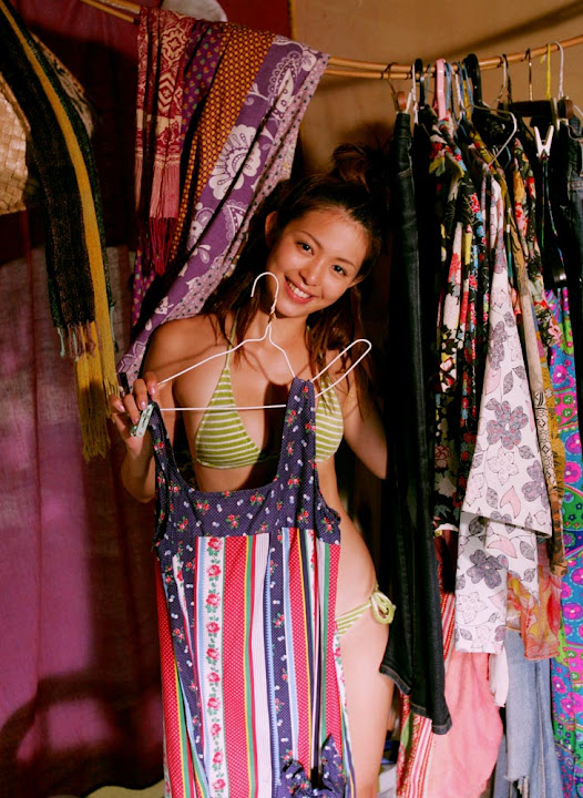 Mayuko Iwasa-True Colors 20.jpg MayukoIwasaTrueColors -  http://ahotgirl.blogspot.com | http://gallery.henku.info