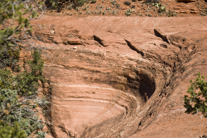 DSC_0005 sandstone worn away at beginning of mund s trail sedona en az.jpg