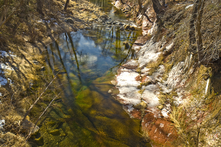 DSC_6734 oak creek from bridge west fork in winter en az.jpg