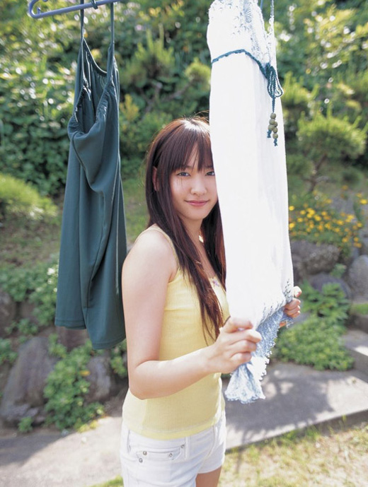 Yui Aragaki in sexy dress collection 2