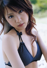Anri Suzuki Hot Image
