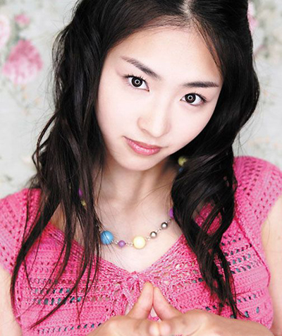 Cute Asian Hairstyle. soft Asian Medium Length