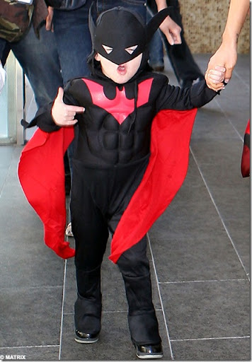 Cruz Beckham in Bat-Man Costume picture