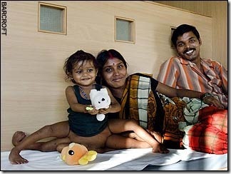 Lakshmi tatma with mother poonam and father shambu