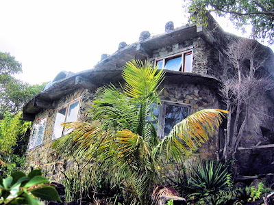Living at Moon Hole