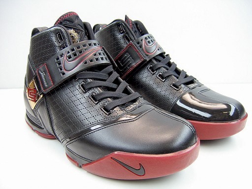 A look at the upcoming Black and Crimson ZLV
