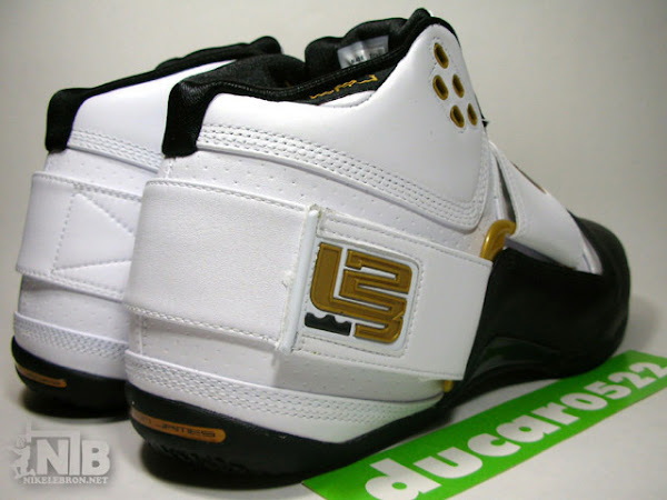 LeBron Soldier White Black and Gold Ultimate Showcase
