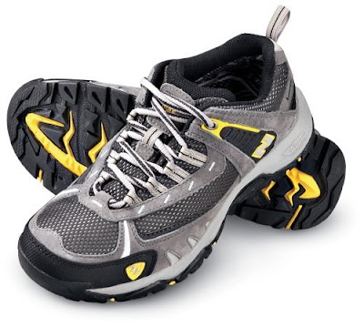 Women's New Balance-Basketball Shoes