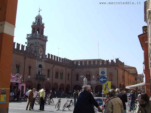 Piazza il 15/04/2007
