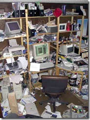 messy_desk_contest_winner