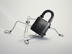 http://lh3.google.com/polirang/Rsvgw_zMRxI/AAAAAAAAAYs/1EMc6ujGPJk/25384653_1186613552_lockpicking.jpg?imgmax=144