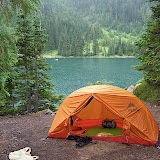MSR ad: My Hubba in front of Boulder Lake.