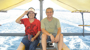 Yolan and Ruel on the fiberglass pumpboat going to Bunaken
