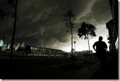 storms_27_wideweb__470x313,2