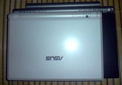 [NB]終於入手EEEPC！開箱 & 使用小心得！ - 阿祥的網路筆記本