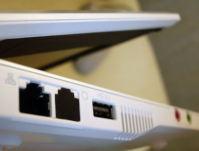 [EEEPC]深入評析EEEPC使用優缺點 & 近距離寫真！ - 阿祥的網路筆記本