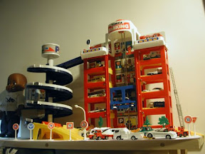 [逸品]トミカ新車 & 立體停車場入手記 - 阿祥的網路筆記本