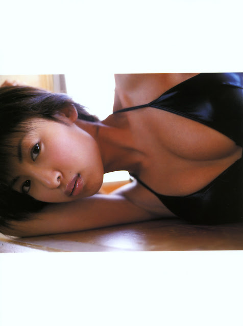 mariko ookubo photobook mariko_o_itazura_012.jpg RaFJYD -  http://ahotgirl.blogspot.com | http://gallery.henku.info