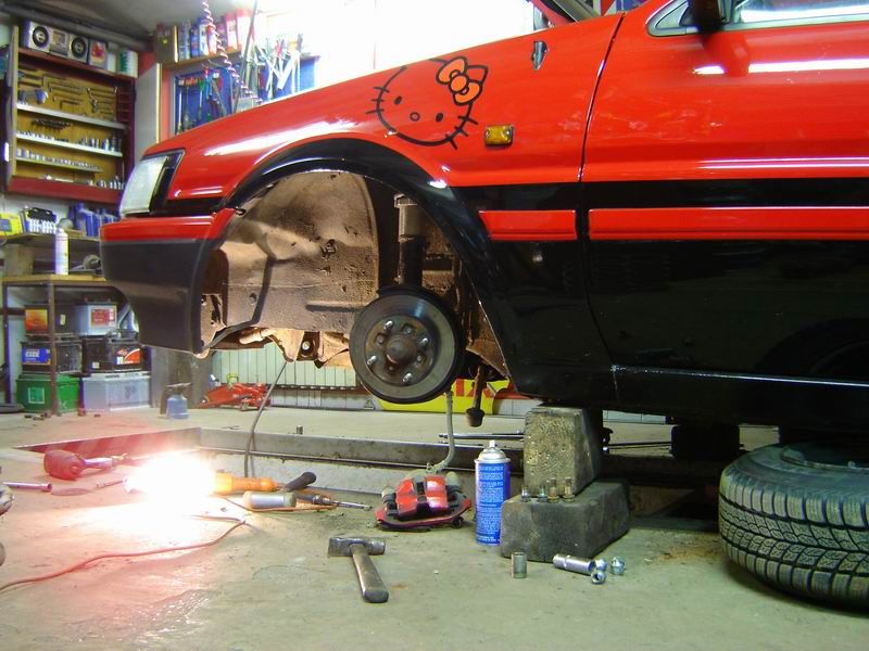 [Image: AEU86 AE86 - Red panda coupe...rebuilded]